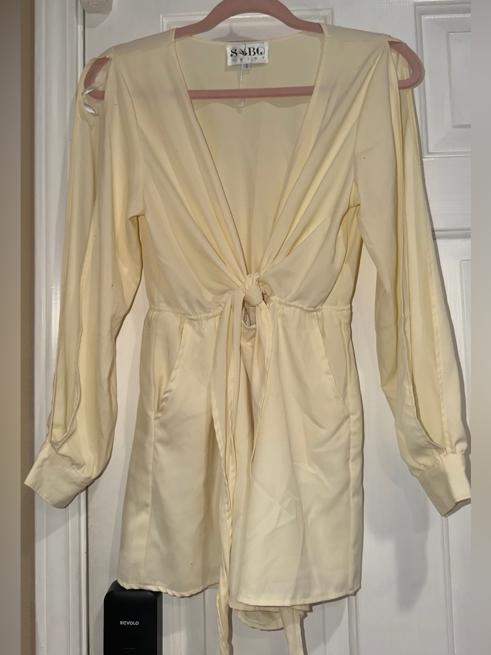 Sabo Skirt Cream Tie-Front Long Sleeve Women's Top